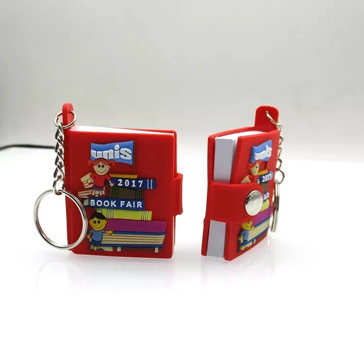 ブック型キーホルダー